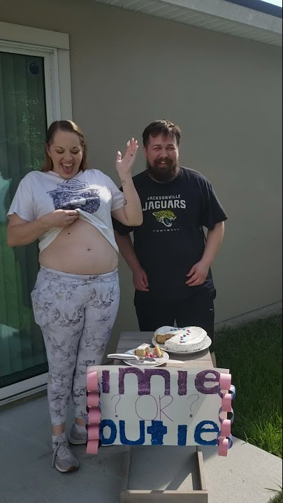 2021 GISH Item 41 Belly Button Reveal Party