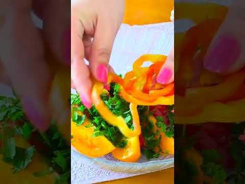 #shorts Уже неделю едим и еще хочется! Обалденная закуска. Порежьте помидоры! Соседка дала рецепт