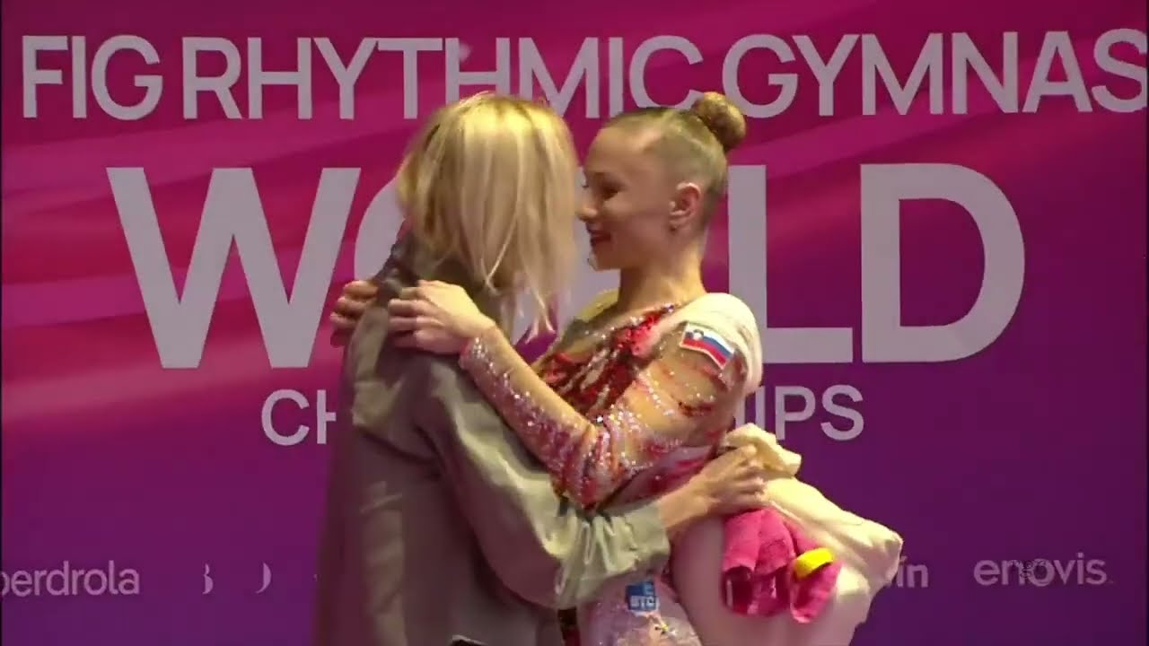VEDENEEVA Ekaterina (SVN) Ribbon Finals // WCH VALENCIA 2023