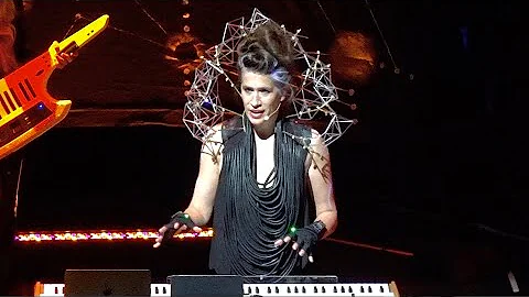 Imogen Heap, Goodnight And Go (Ariana Grande mashup version), live in San Francisco, June 8, 2019