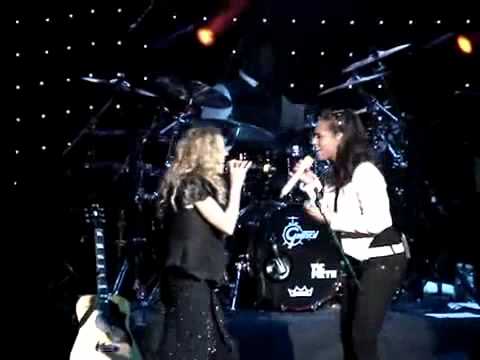 Sheryl Crow & Alicia Keys - "Inner City Blues" (2007)