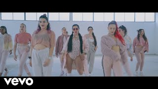 Video voorbeeld van "Beatriz Luengo - Caprichosa (Dance Video) ft. Mala Rodríguez"