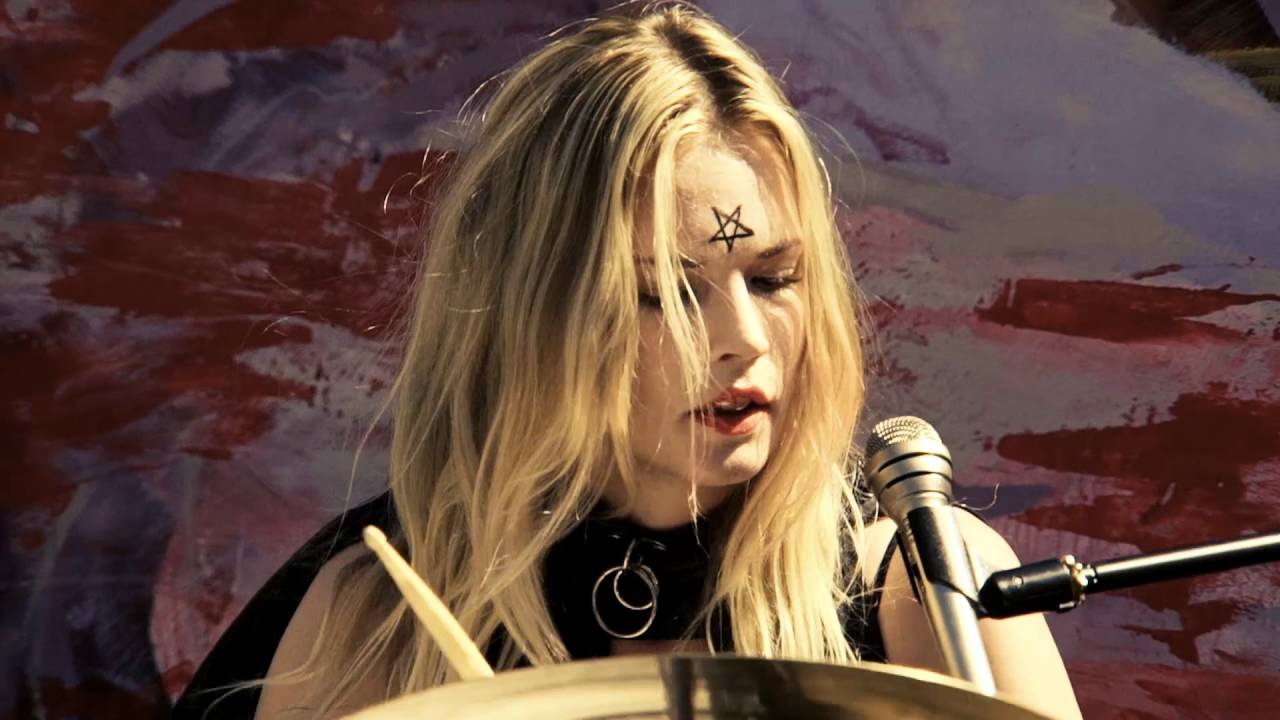 girls like you Death Valley Girls - I'm a Man Too (Live on PressureDrop.tv)