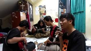 Tanpa nama~pulang. Teater mimbar