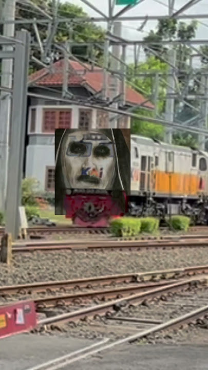 Kereta Api Hantu Valak #keretaapi #kereta #keretaapiindonesia #valak #shorts #short