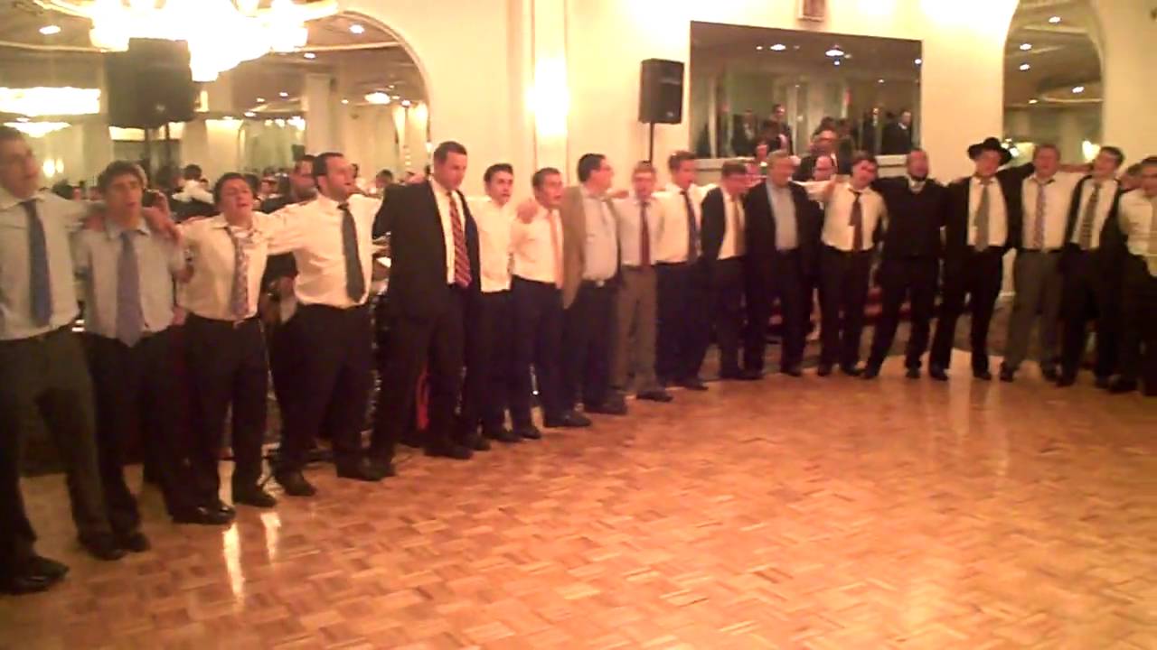 Senior Dinner 2010, Dancing 2 (Vezakeini)
