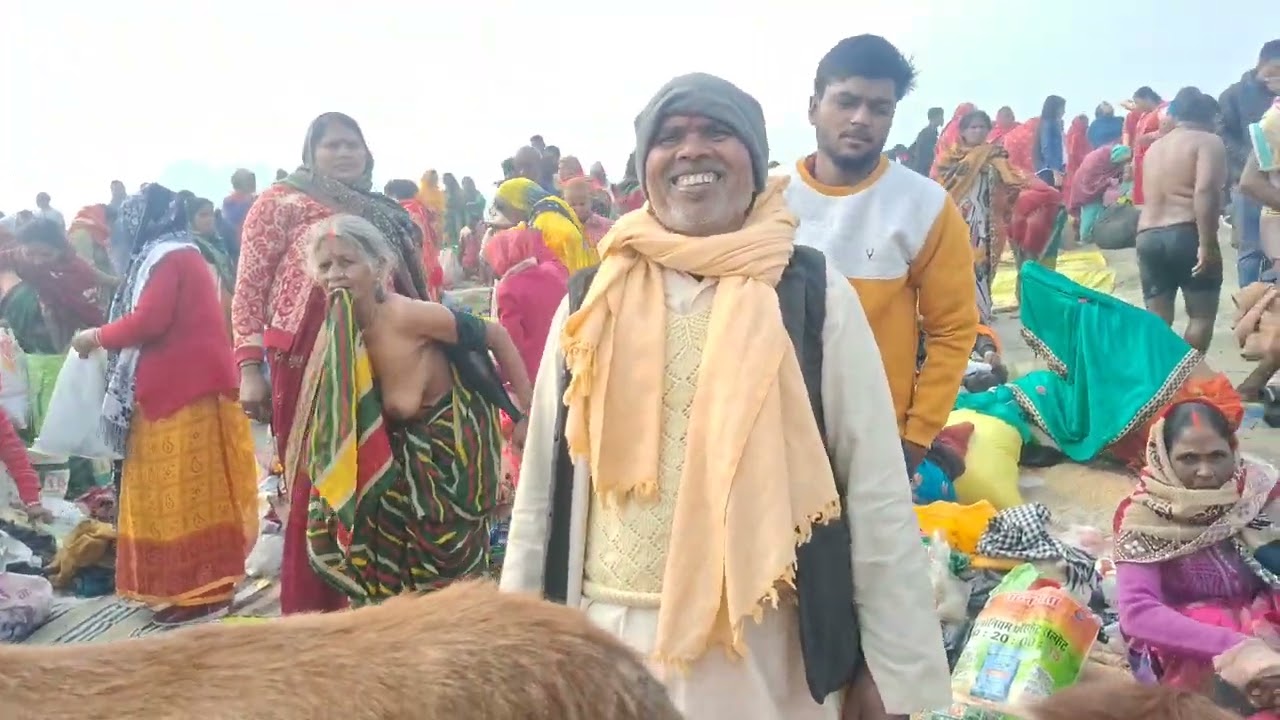 चोहरा घाट पर श्रद्धालुओं का भारी भीड़ देखने को मिली न्यूज़ यूपी 45 के साथ आंखों देखी 