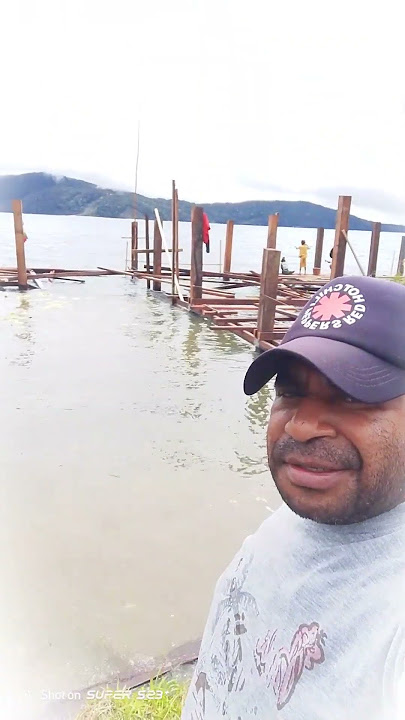 Dermaga Kayu Danau Anggi Gida Kabupaten Pegunungan Arfak Papua Barat