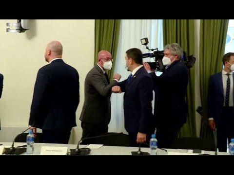 შარლ მიშელი პარლამენტში  იმ პარტიებს შეხვდა,  რომლებმაც შეთანხმების დოკუმენტს ხელი მოაწერეს