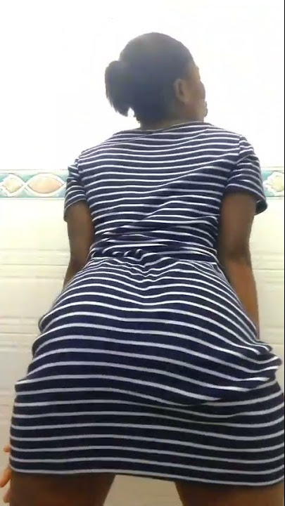 SHS GIRL TWERKING AND SHOW HER TONGA IN PUBLIC🔥🔥🔥🔥