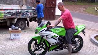 Lihat Kawasaki Ninja Rr Se 150 2014 New Oto