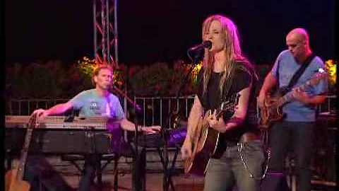 Ilse DeLange - I'm not so tough (live @ BVD)