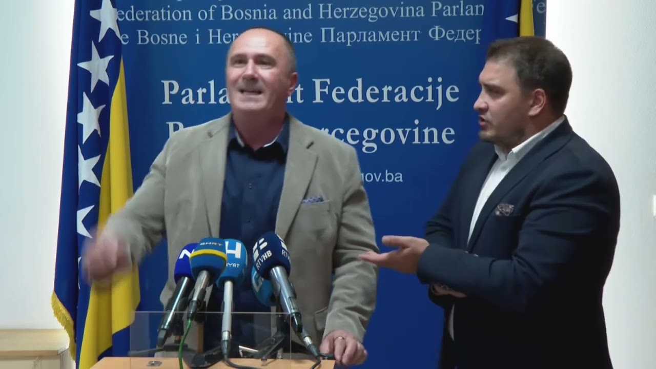 Verbalni okršaj Zahiragića i Hadžića nakon sjednice: 