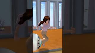 Kesasar Sampai Lantai 17 Bahaya