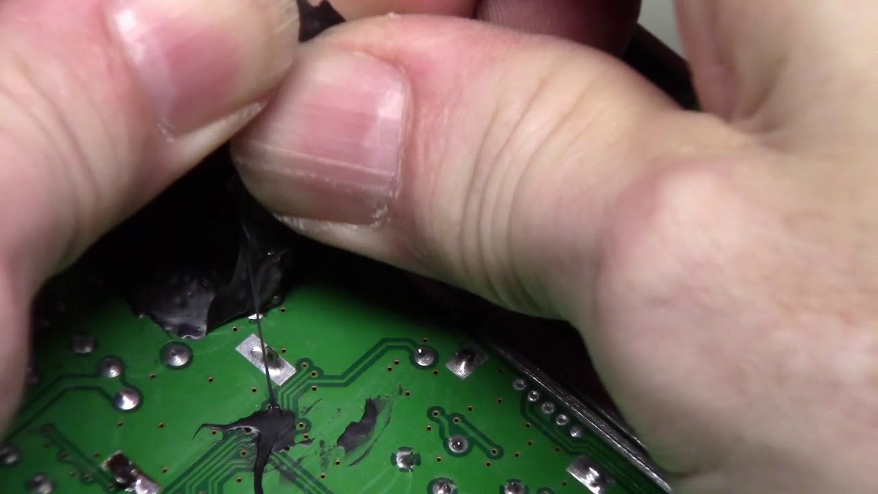 Part 1 A box of screwdrivered and butchered radios. How bad can we make a radio sound.