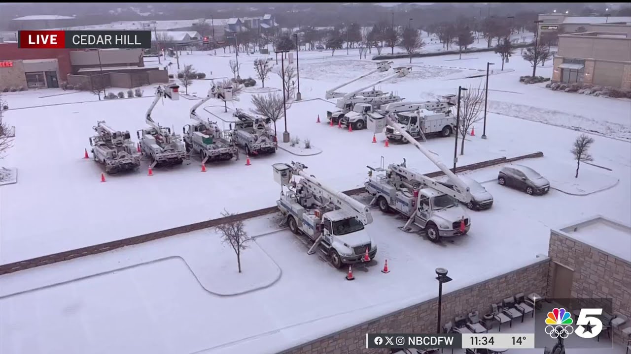 Power crews, road crews prepare for winter weather in Cedar Hill - YouTube