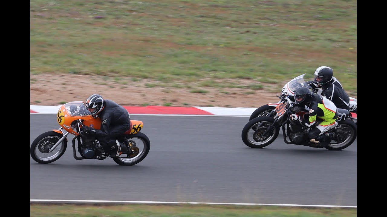 GRAB THE FLAG classic racing Rijeka Grobnik 2020 classic500 Race1 Yamaha SR 500