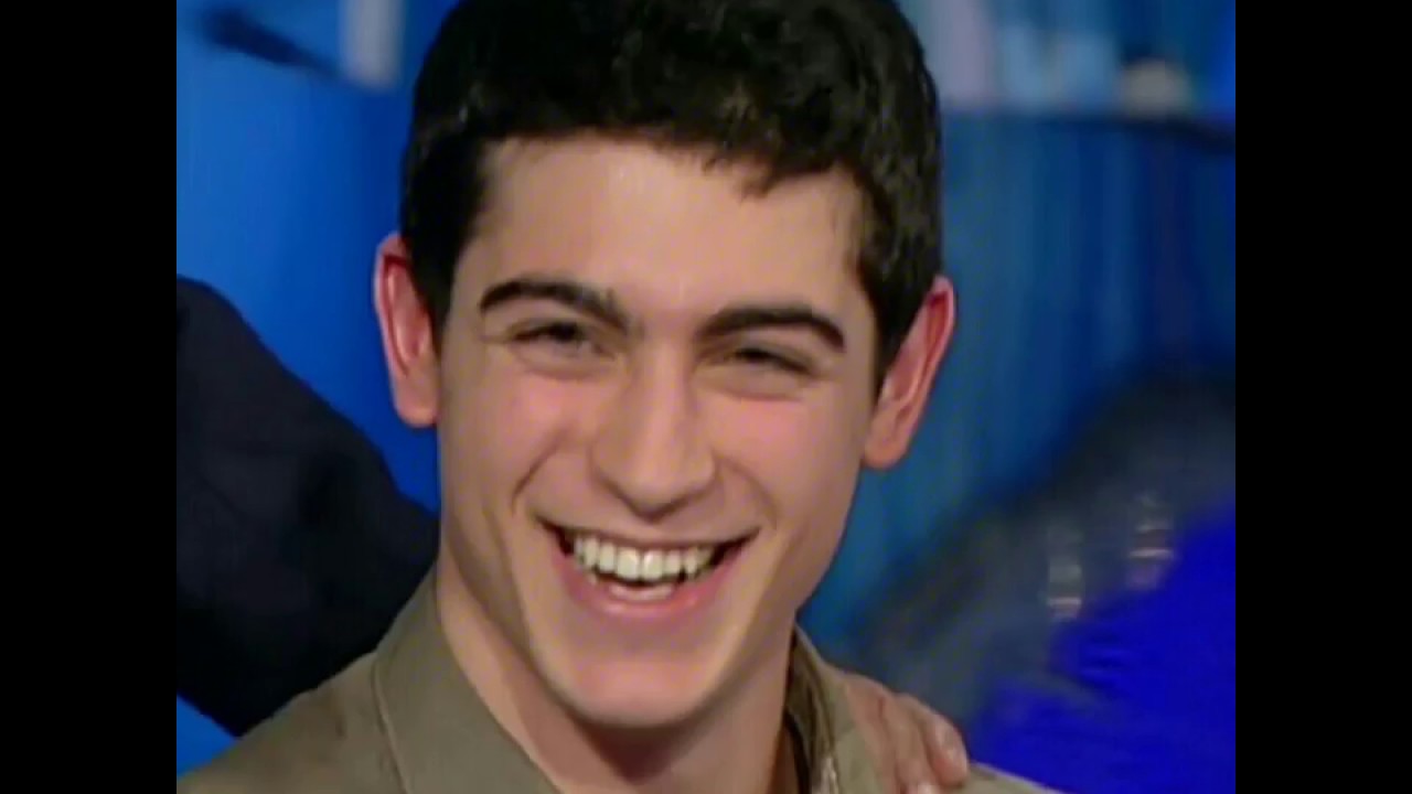 Che cosa adoro di te? Tutto. Ogni dettaglio.