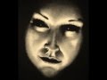 Miniature de la vidéo de la chanson Dark Eyes