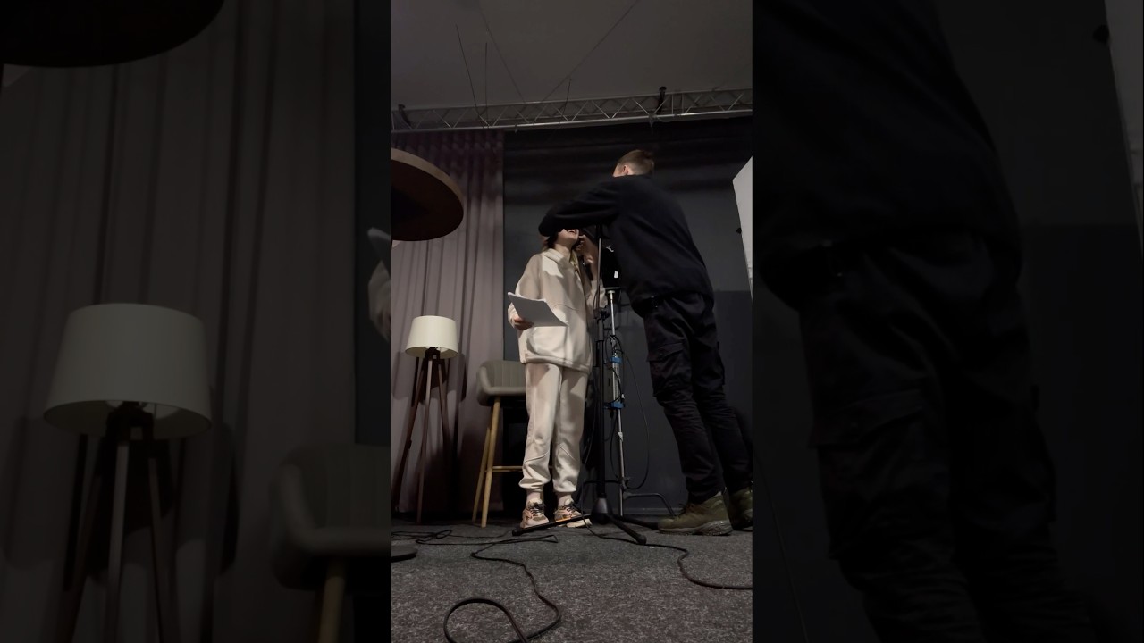 А вам цікаво було б побачити процес озвучки або тонування? 