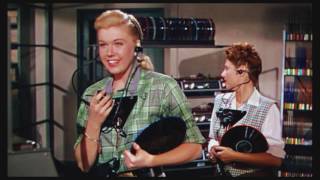 DORIS DAY  SINGS A CAPPELLA - CANADIAN CAPERS