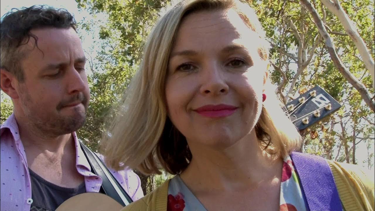 Dancing Face Justine Clarke YouTube