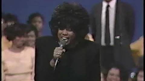 VICKIE WINANS "We Shall Behold Him"