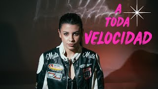 Mica Ruiz - A toda velocidad (Lyric video)