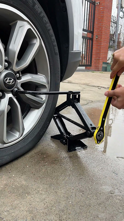 How to Use a Car Jack in Clever Ways!