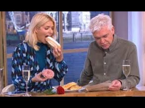 this-morning:-watch-holly-willoughby-go-wild-as-phillip-schofield-reads-out-greggs-menu