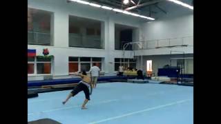 Minitor Dmitry Acrobatic Capoeiracork Rais Betwist Flip And Other