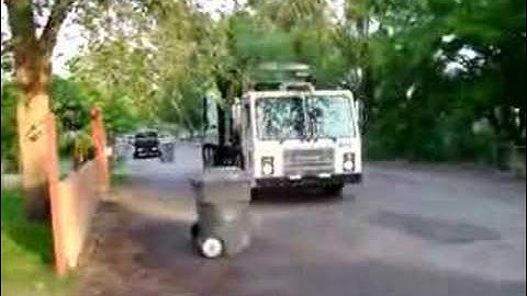 Waste Management Python Durapak 7-11-07 #6