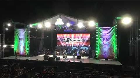 MOMONON - KOPI HITAM Live BANDUNG