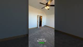 SW OKC 🇺🇸 Home tour 🏠🎥 would you live here? #realestate SW OKC 🇺🇸 Home tour 🏠🎥 would you live here? #realestate