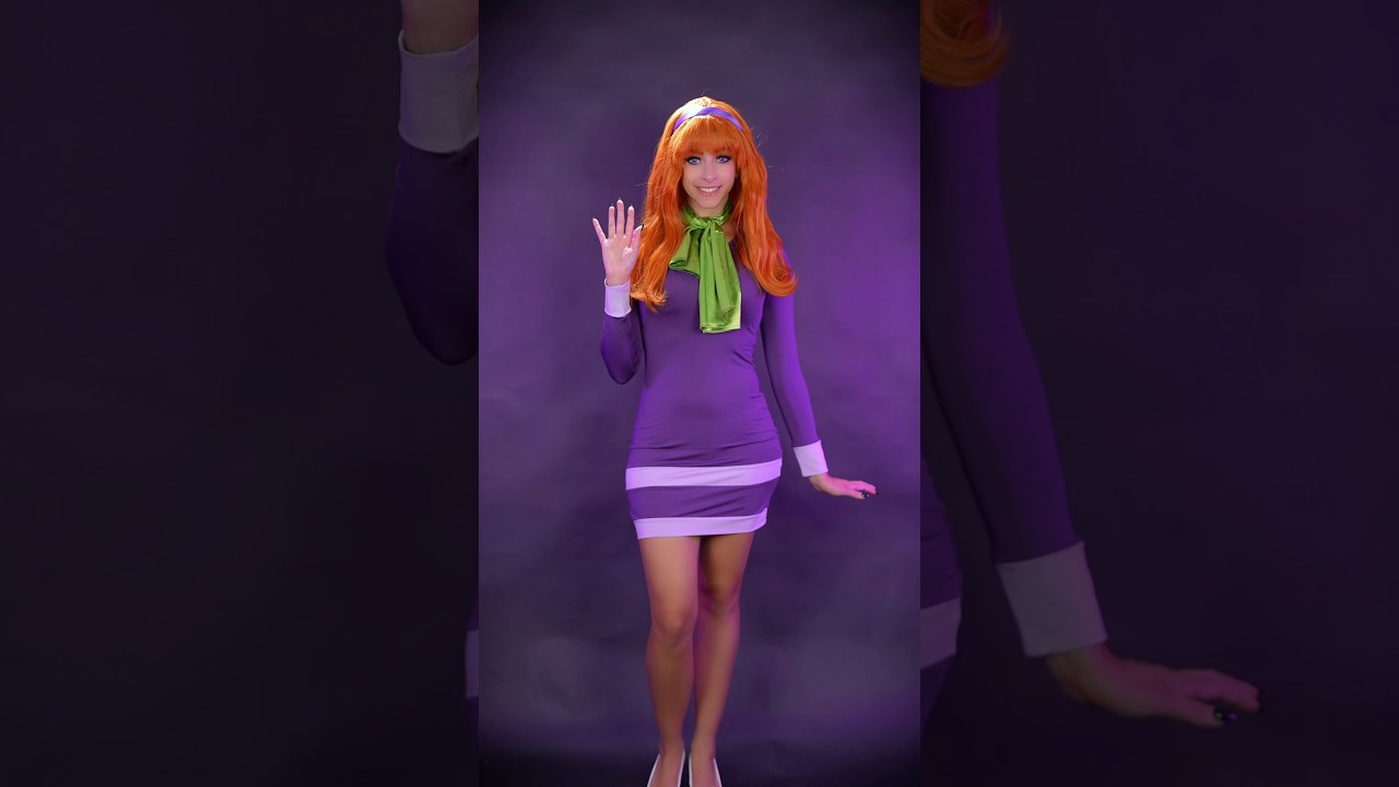 Daphne 💜 #foryou #helpmemakethismakesense #trending #gothclub #emo #dance #cosplay