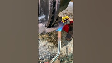 Stuck Caliper Slide Pin TIP! 🛠🔥 #diy #tips #auto