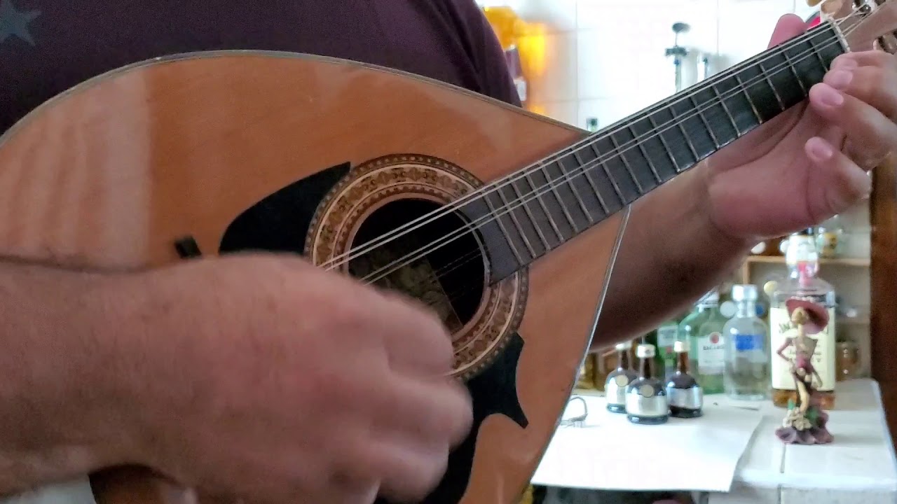 LA LLORONA  -Mandolina Instrumental-  Intérpt: Chavela Vargas