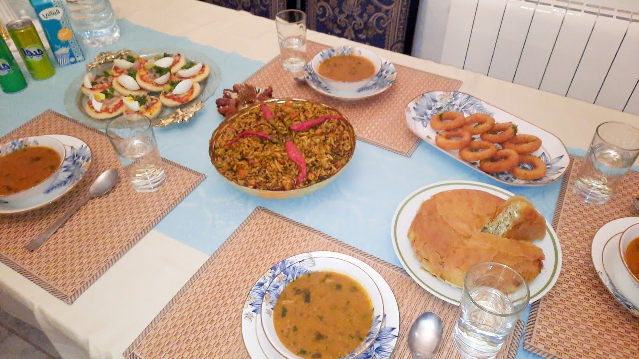 دبارة جديدة لطاولة رمضان. شربة لسان عصفور  مفورة بالخضرة والقرنيط. كلمار باني. شربة شعير بالقرنيط. ط