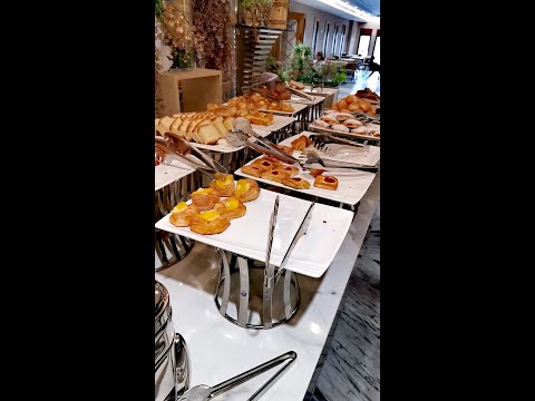 اوبن بوفيه فطار بفندق الميدان بمكه المكرمه