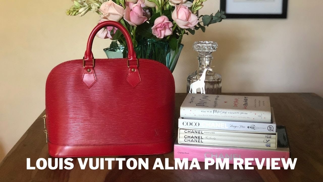 Louis Vuitton ALMA PM Review (Wear & Tear & What Fits) 
