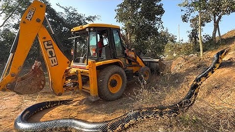 JCB 3dx xpert Loading Mud in Mahindra 475 JCB miti Khudai JCB video JCB khudai work #jcb #farming
