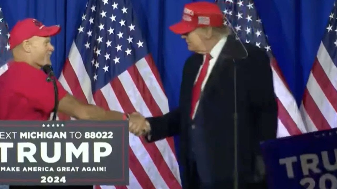 EPIC Moment When Trump Brings Auto Worker On Stage During Rally - YouTube