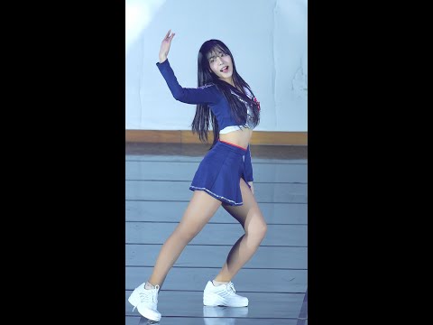 240304 목나경 치어리더 "Super Lady ((G)I-DLE" /직캠fancam