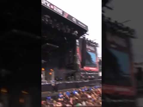 Punk music video thumbnail preview for Avenged Sevenfold - Almost Easy