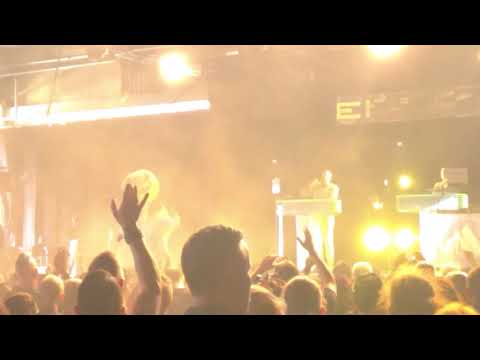 Eisfabrik - Walking
