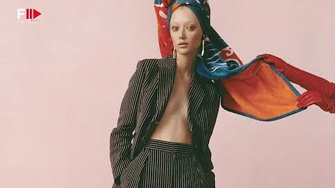 SARA GRACE WALLERSTEDT Best Model Moments FW 2022 ...