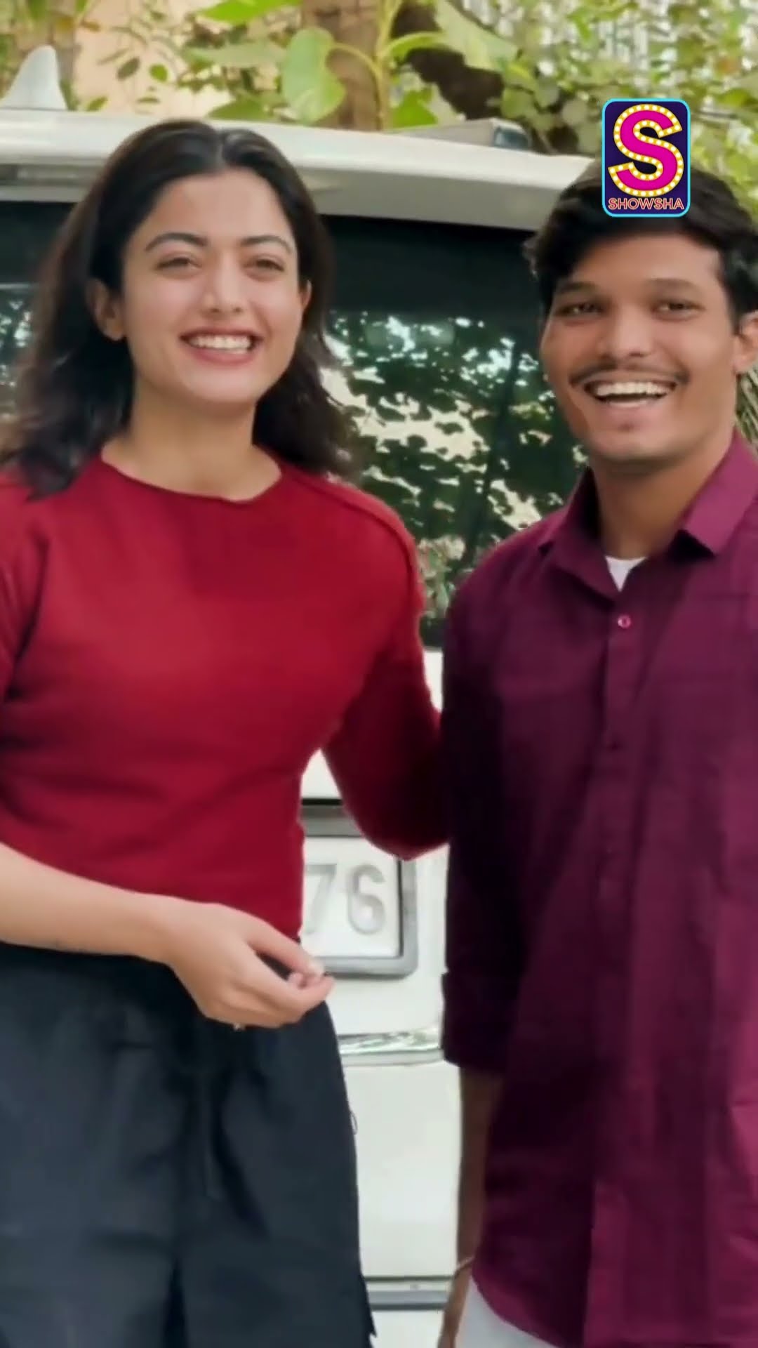 Basking In The Glory Of Pushpa 2's Success, Rashmika Mandanna Greets Paps Happily | Movies | N18S