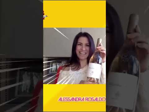 Compartiendo una copita con Ale | José Eduardo Derbez