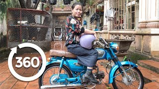 Take a Ride With a Fashion Renegade | Hanoi, Vietnam 360 VR Video | Discovery TRVLR