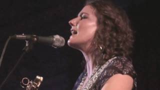 Kathleen Edwards - Summerlong @ Bush Hall, London chords